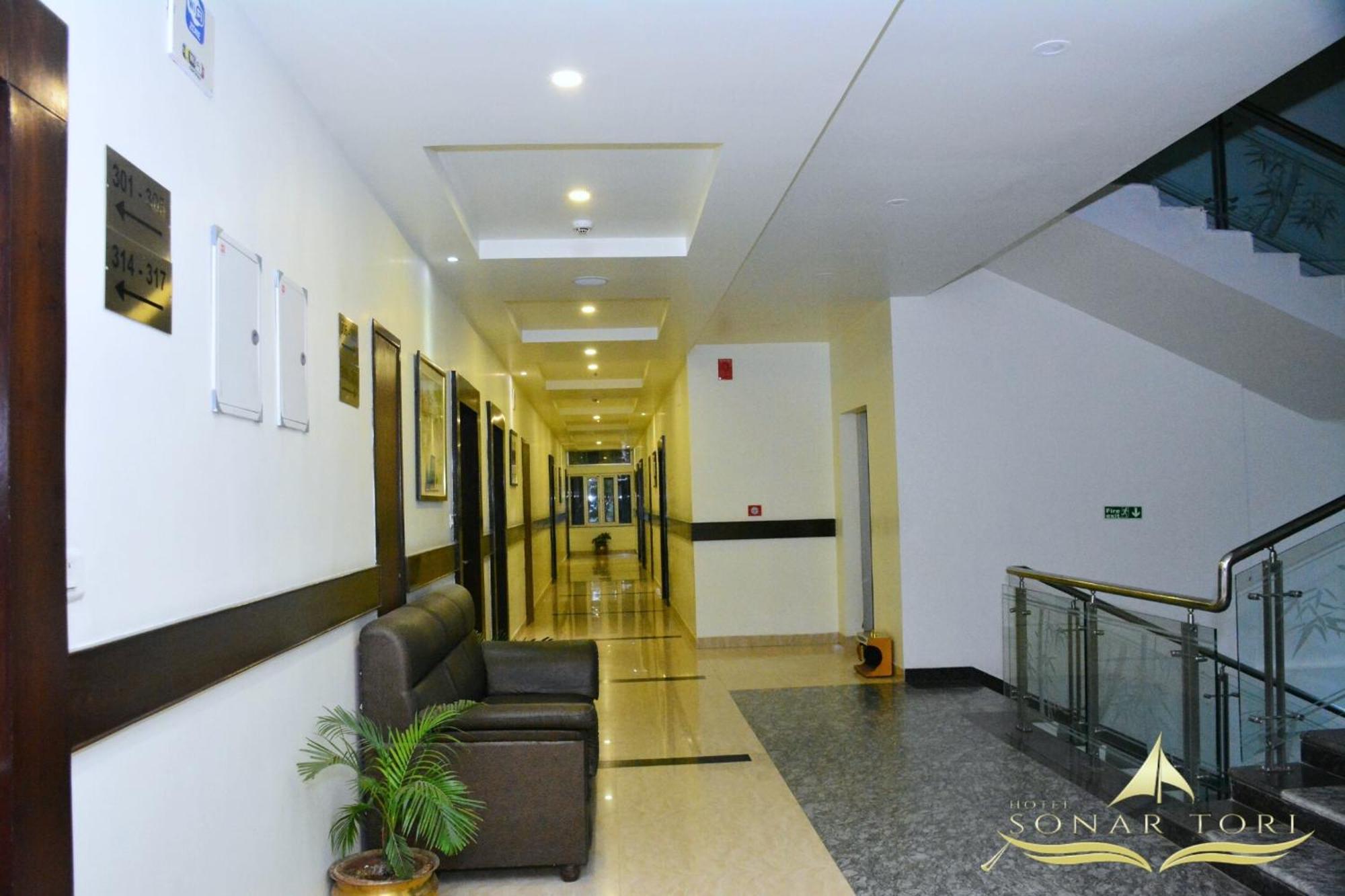 Hotel Sonar Tori Agartala Exterior foto